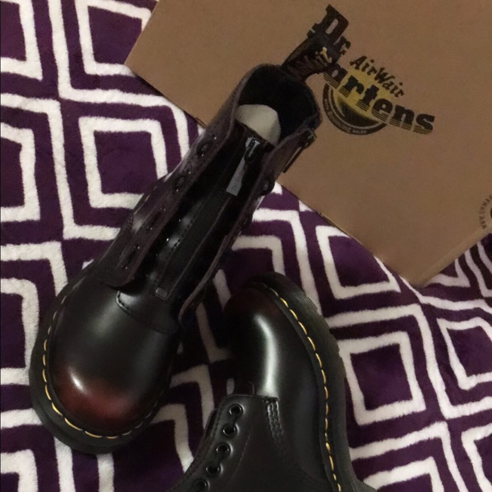 DR. MARTEN BOOTS.